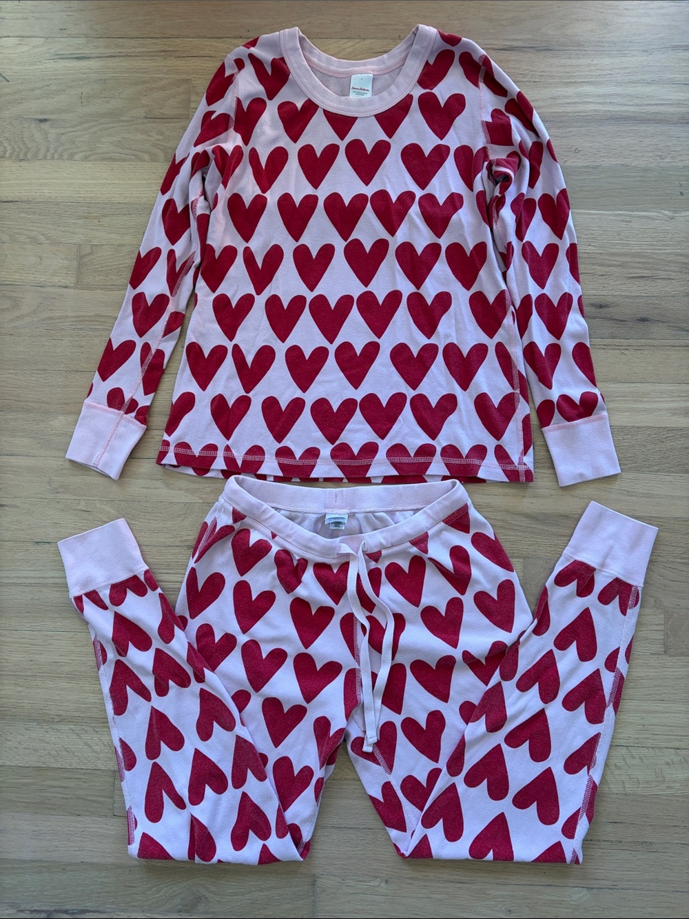 Hanna Andersson Pink Pajama Set with Red Heart Print
